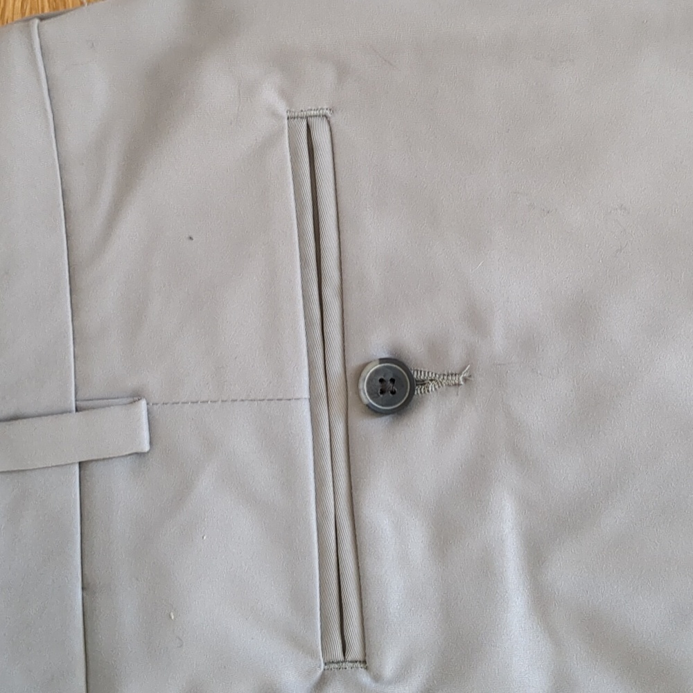 Mens Flat Front Shorts by Croft & Barrow, Light Gray, Size 38, NEW, nwt - Picture 6 of 7